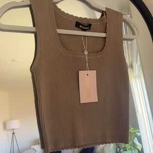 Square Neck cropped Tank Top